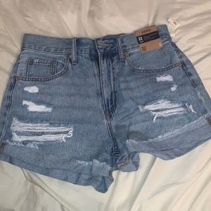 Aeropostale jean short. NWT